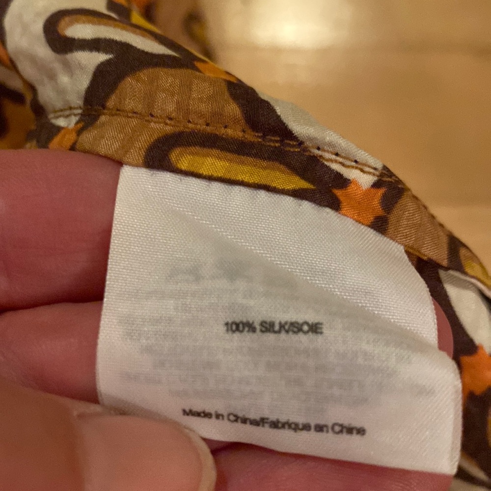 Tory Burch 100% silk pleated graphic two tone skirt, Women’s sized 4 - Picture 11 of 11